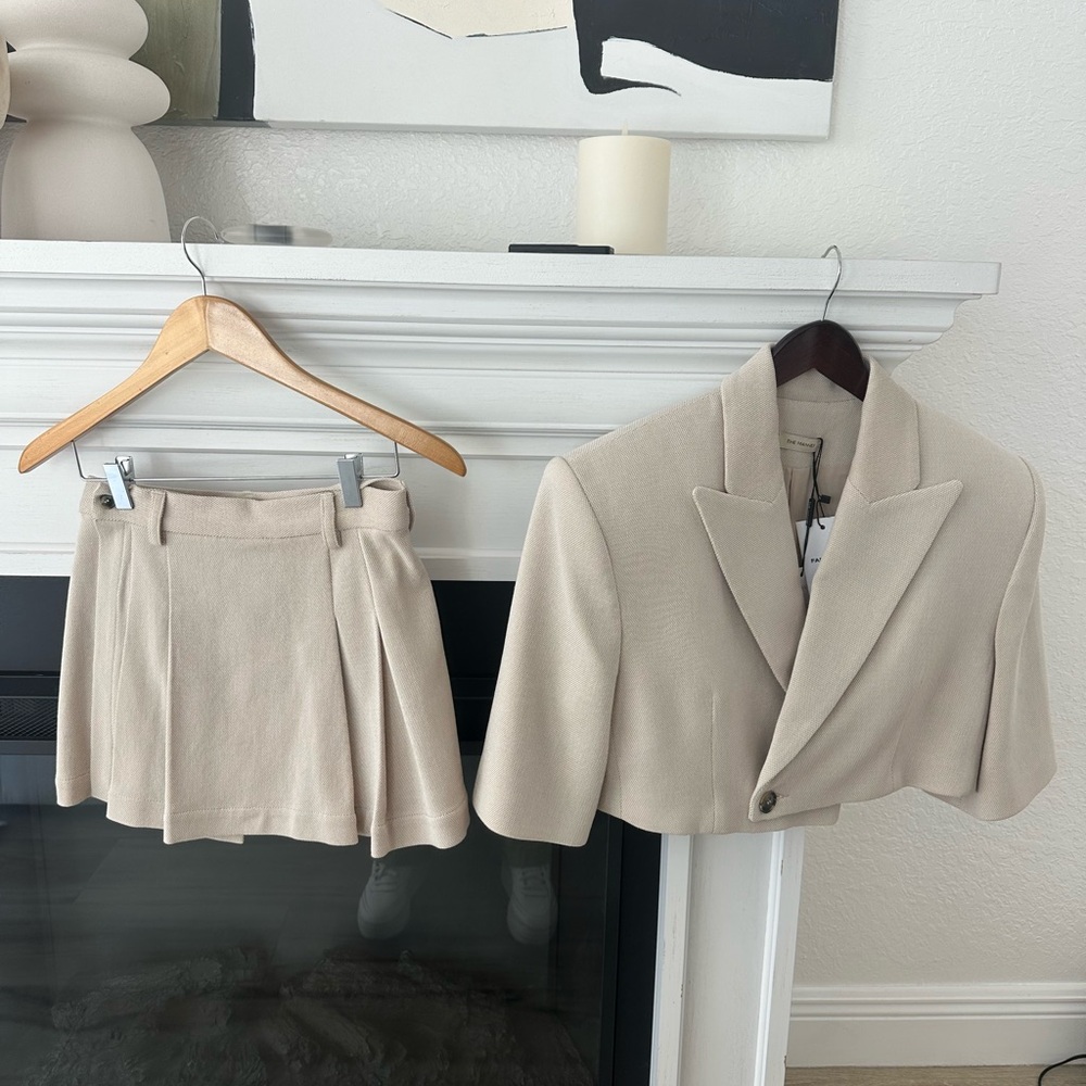 The mannei elegant Beige Women's Cropped Jacket and skirt